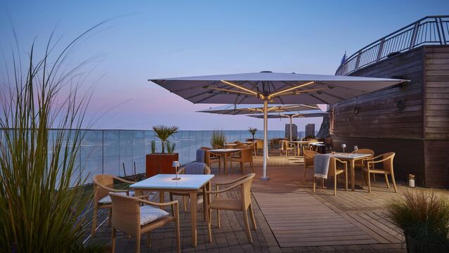 <p>The sea terrace of Dunmore House.</p>